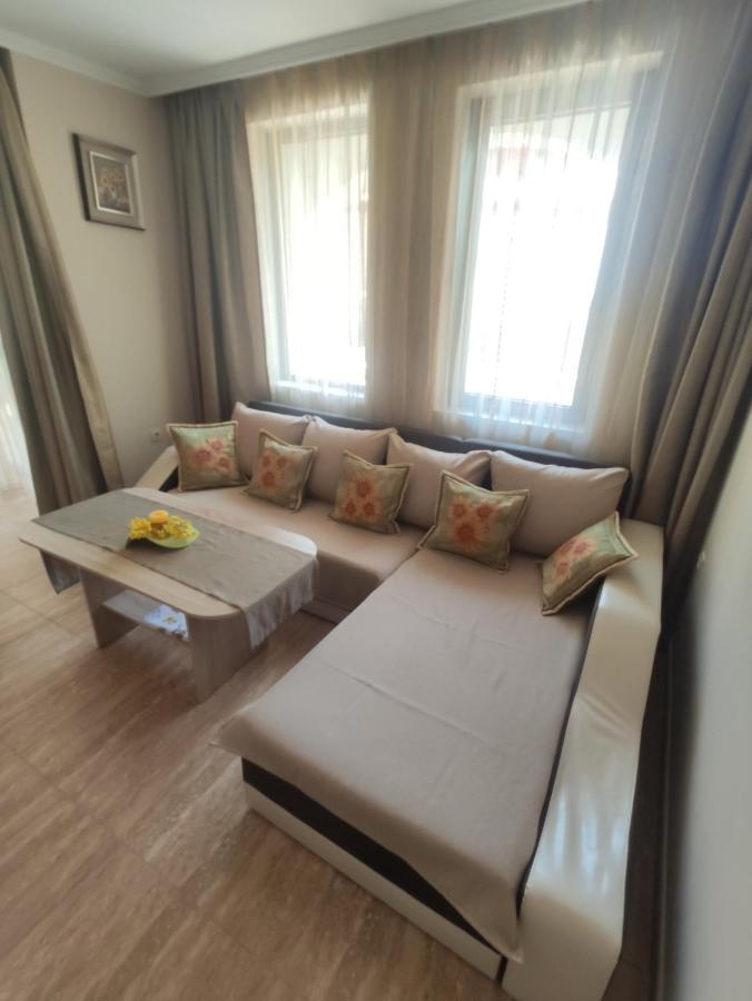 Jacky'S Apartament - Апартамент В Свети Влас Eksteriør billede