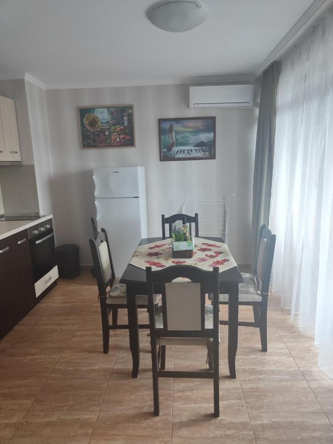 Jacky'S Apartament - Апартамент В Свети Влас Eksteriør billede