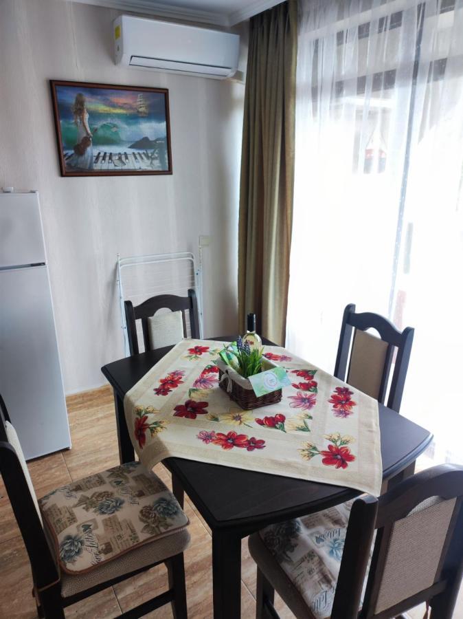 Jacky'S Apartament - Апартамент В Свети Влас Eksteriør billede